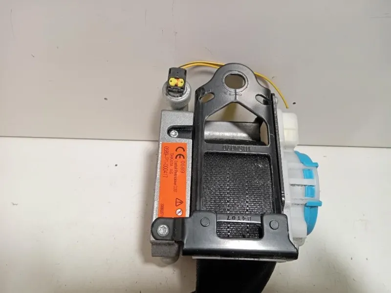 Cintura DI Sicurezza Sedile ANT SX 73220-0D312 Toyota Yaris IV 2014