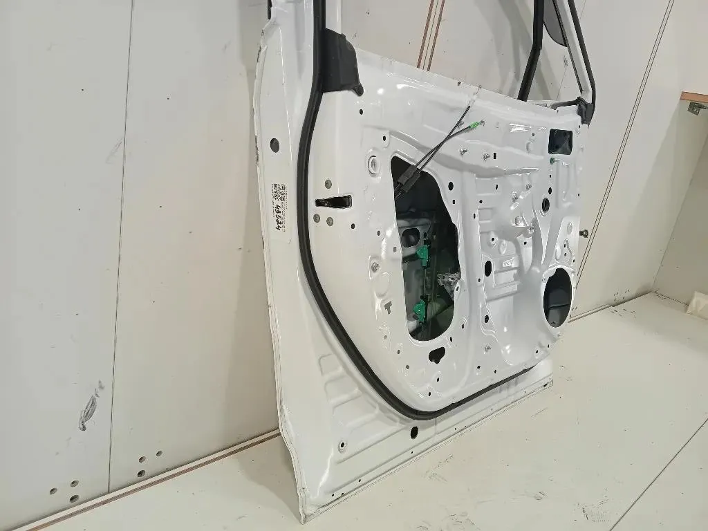 Porta ANT SX 6700242180 AMMACCATA Toyota RAV 4 V 2018