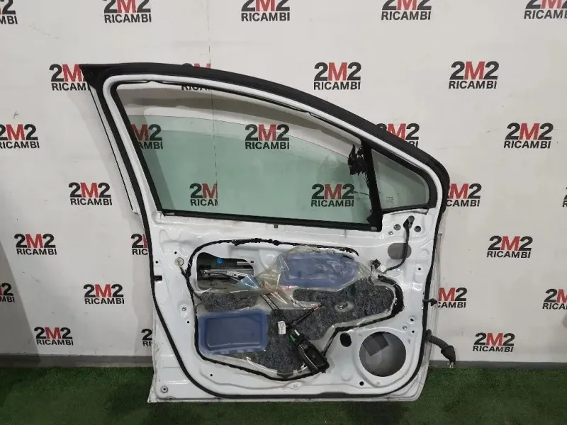 Porta ANT SX 670020D500 Toyota Yaris IV 2012