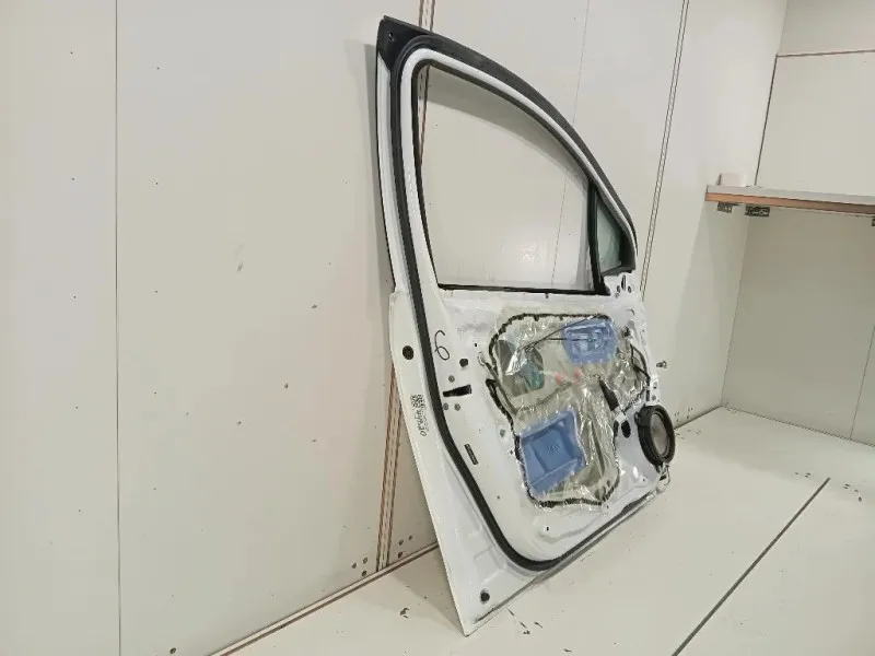 Porta ANT SX 670020D500 Toyota Yaris IV 2012