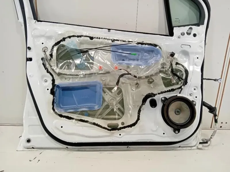 Porta ANT SX 670020D500 Toyota Yaris IV 2012