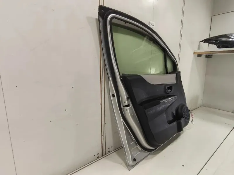 Porta ANT SX 670020D500 Toyota Yaris IV 2012