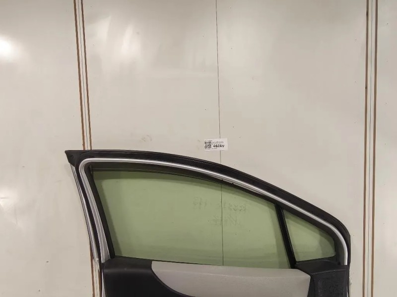 Porta ANT SX 670020D500 Toyota Yaris IV 2012