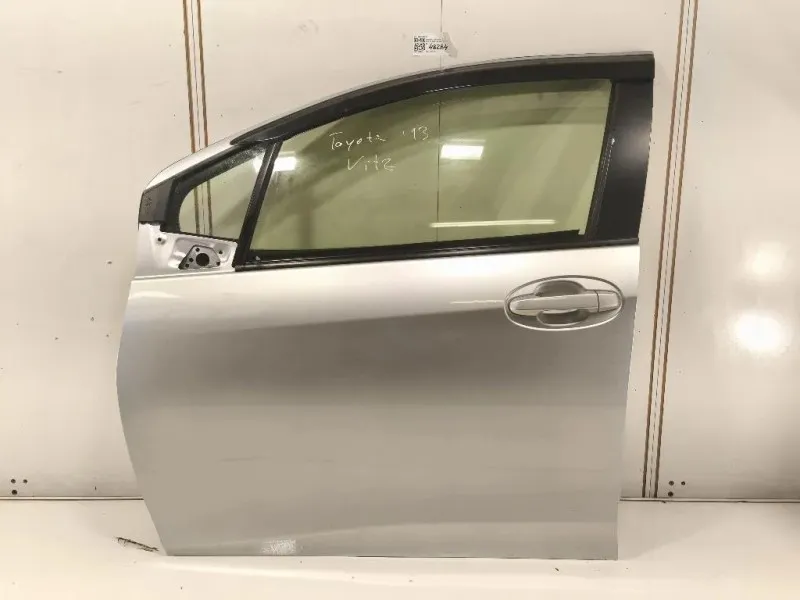 Porta ANT SX 670020D500 Toyota Yaris IV 2012