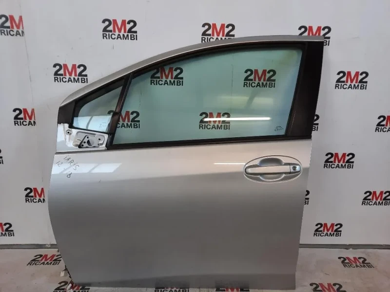 Porta ANT SX 670020D500 Toyota Yaris IV 2017