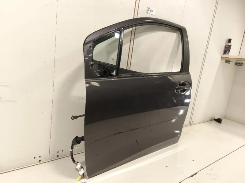 Porta ANT SX 670020D500 Toyota Yaris IV 2017