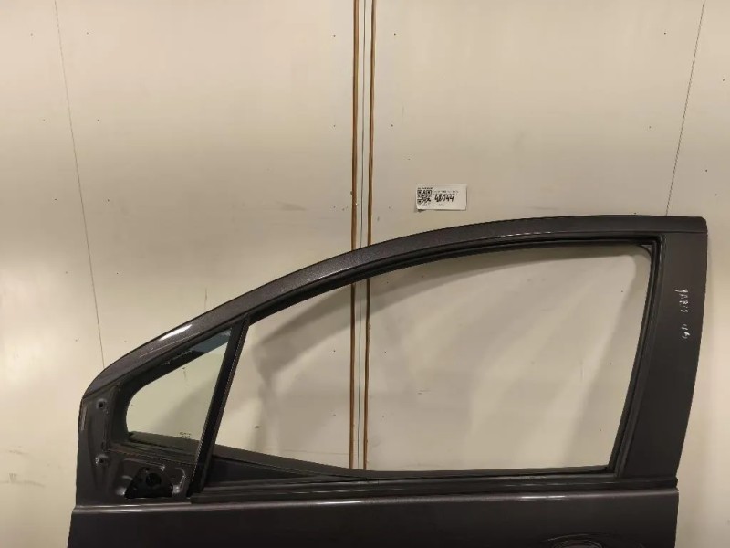 Porta ANT SX 670020D500 Toyota Yaris IV 2017