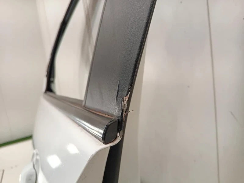 Porta ANT SX 670020D500 Toyota Yaris IV 2017