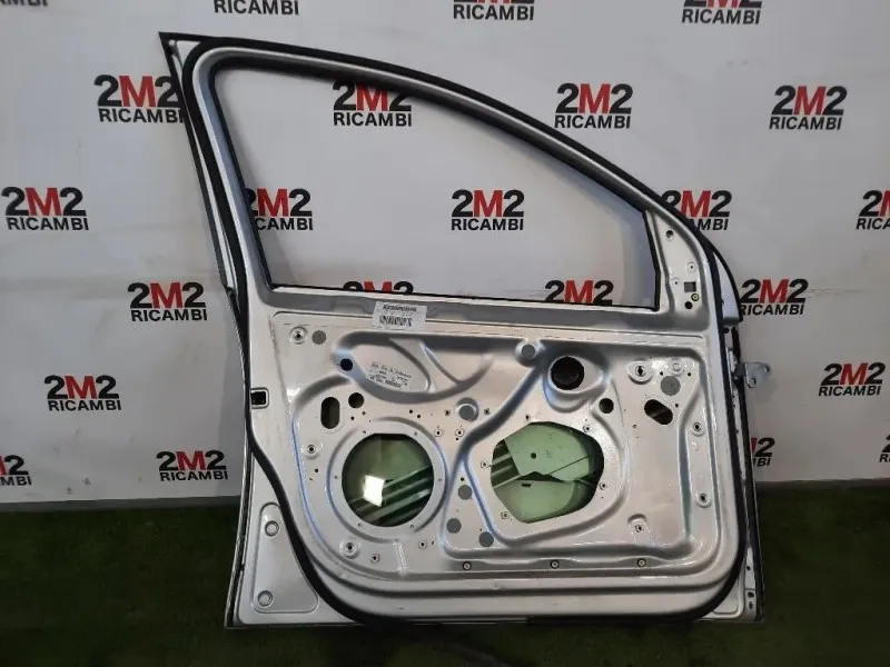 Porta ANT SX 1K4831301AB Volkswagen GOLF V 2004