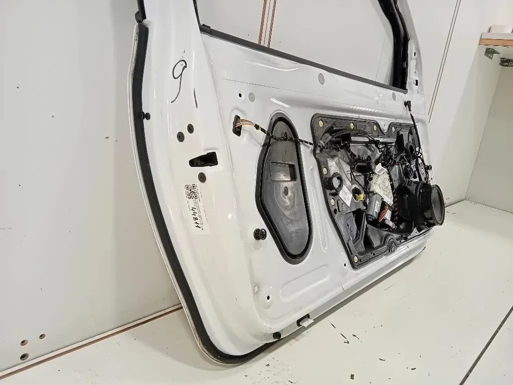 Porta ANT SX 5K3831055K Volkswagen GOLF VI 2009