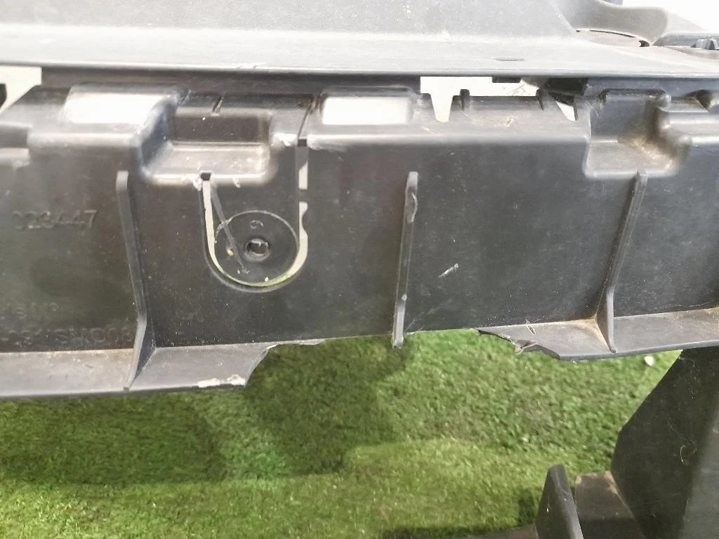 Rinforzo Griglia Radiatore 9673046277 Citroen C4 II 2011