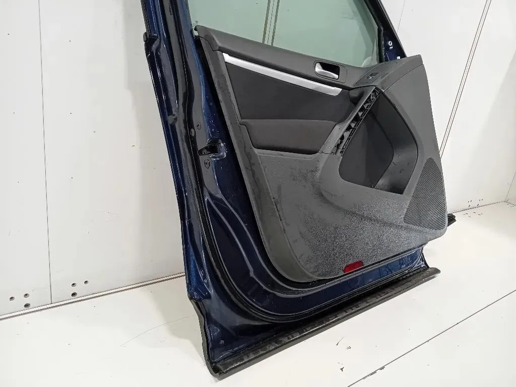 Porta ANT SX 5N0831055B Volkswagen Tiguan I 2011