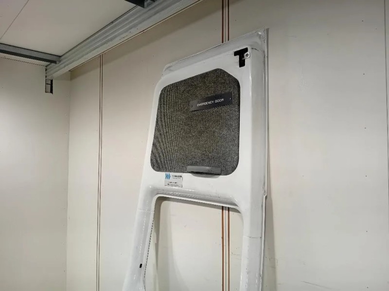 Porta DI Carico POST DX PORTA DI CARICO POST DX Ford Transit IV 2000