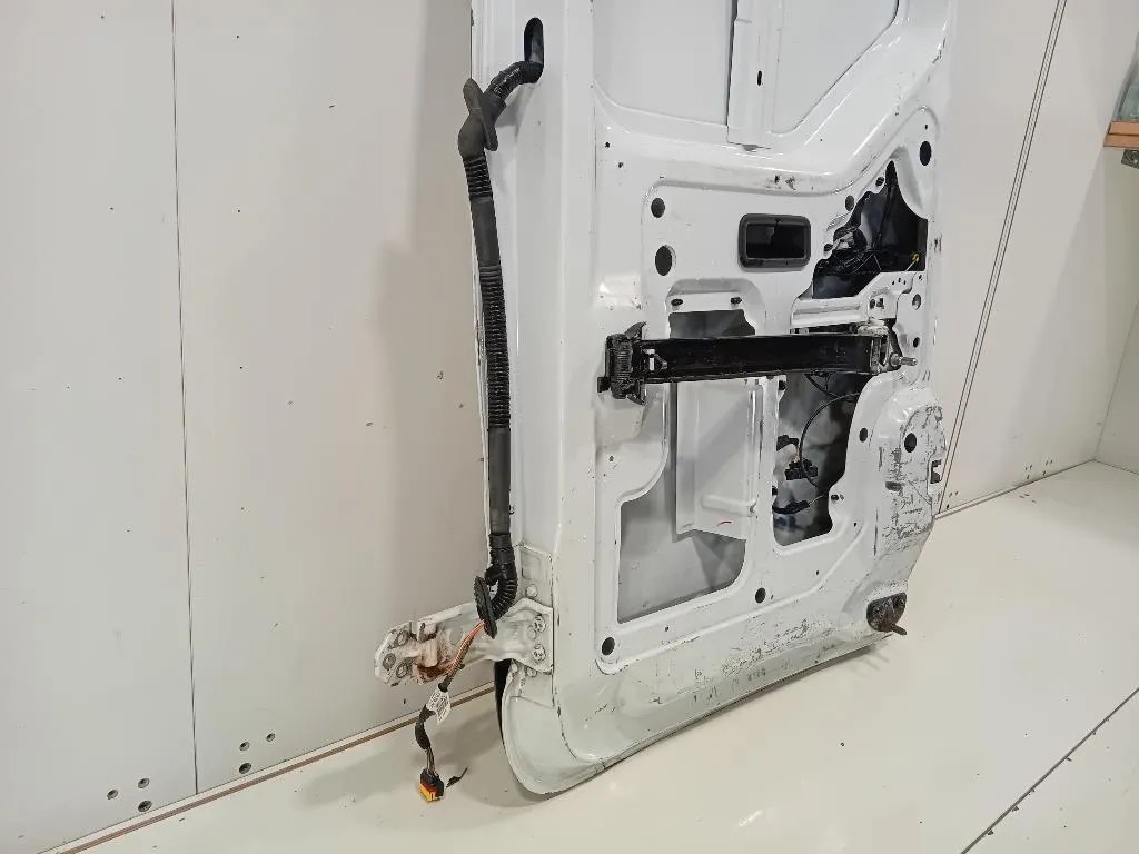 Porta DI Carico POST DX PORTA DI CARICO POST DX Renault Master IV 2010