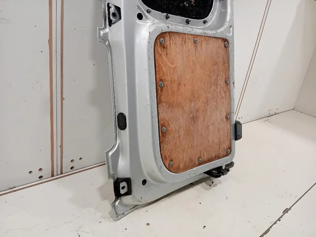 Porta DI Carico POST DX 2K0827092G Volkswagen Caddy III 2004