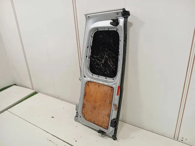 Porta DI Carico POST DX 2K0827092G Volkswagen Caddy III 2004