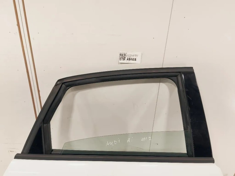 Porta POST DX 8X4833052B Audi A1 8XA Sportback 2012