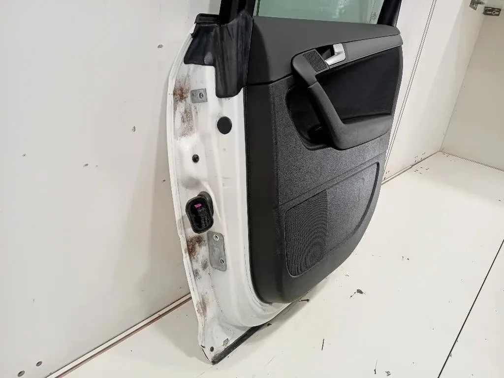 Porta POST DX 8P4831051A Audi A3 8PA Sportback 2008