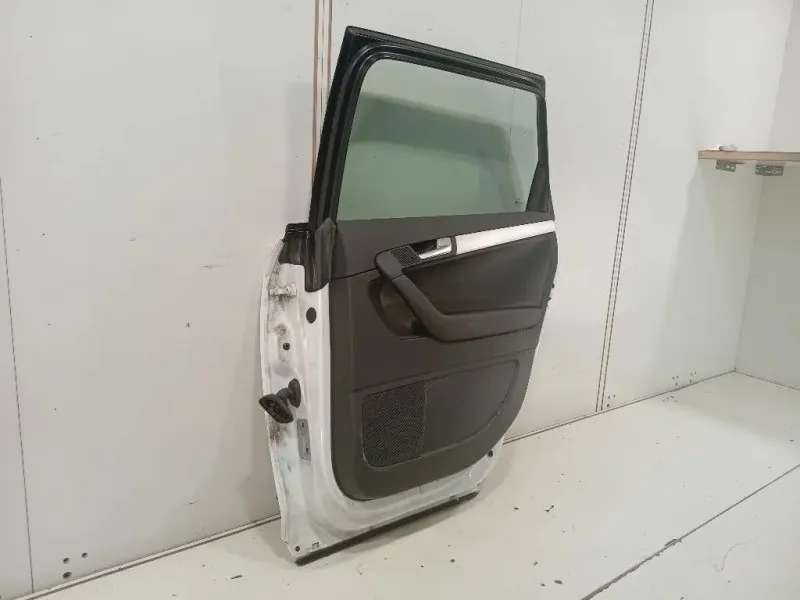 Porta POST DX 8P4833052A Audi A3 8PA Sportback 2010