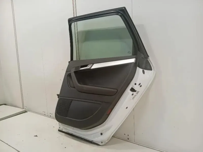 Porta POST DX 8P4833052A Audi A3 8PA Sportback 2010