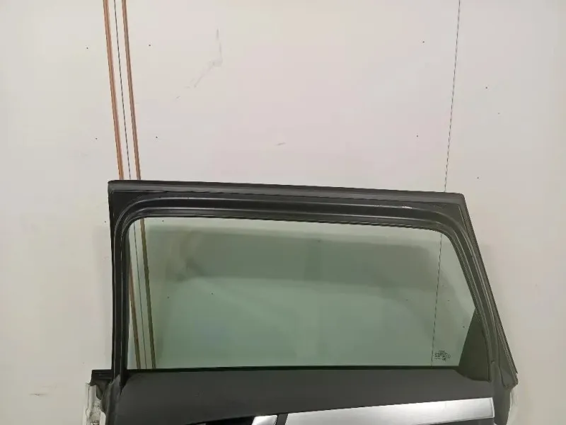 Porta POST DX 8P4833052A Audi A3 8PA Sportback 2010