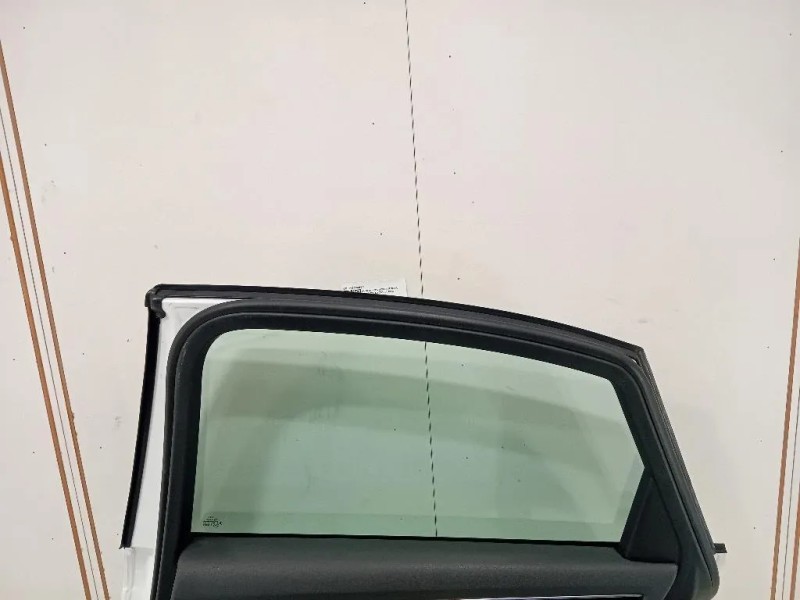 Porta POST DX 8K5833052C Audi A4 8K2 2008