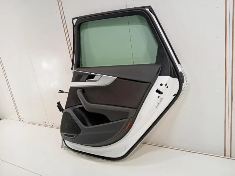 Porta POST DX 8W9833052B Audi A4 8W5 Avant 2015