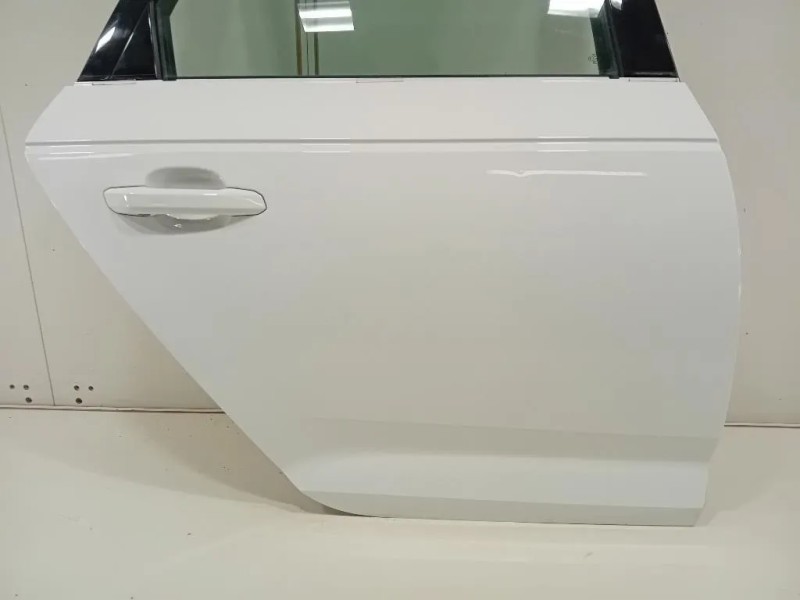 Porta POST DX 8W9833052B Audi A4 8W5 Avant 2015