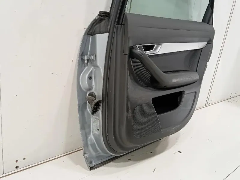 Porta POST DX 4G5833052 Audi A6 4F2 2008