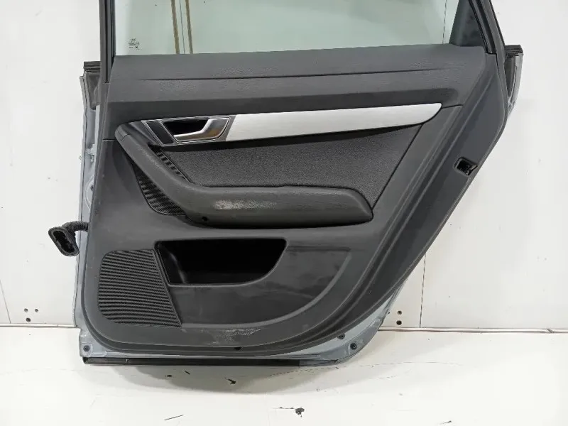 Porta POST DX 4G5833052 Audi A6 4F2 2008