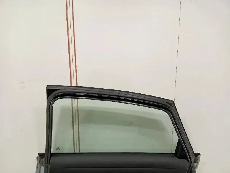 Porta POST DX 4G5833052 Audi A6 4F2 2008