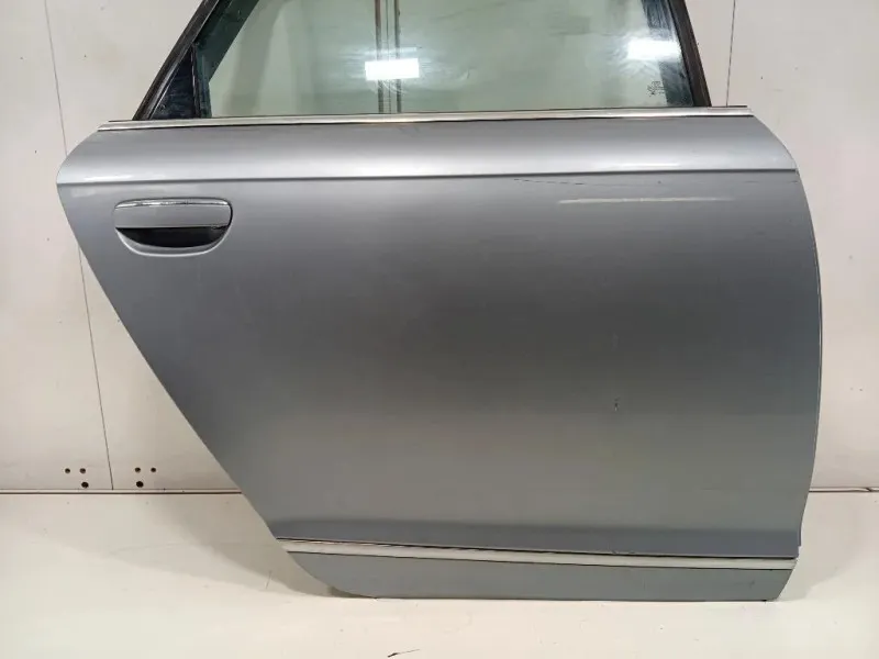 Porta POST DX 4G5833052 Audi A6 4F2 2008