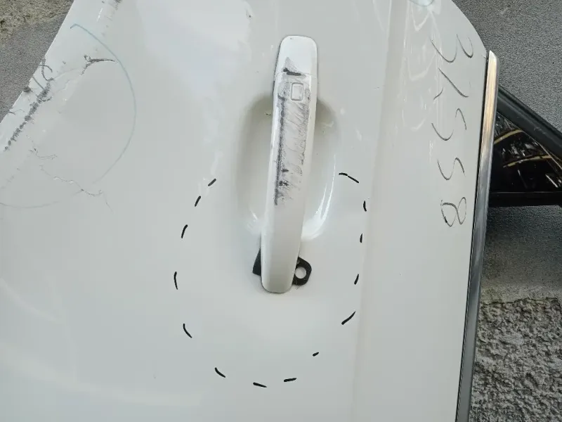 Porta POST DX 8U0833052 DIFETTI IN FOTO Audi Q3 8UB 2012