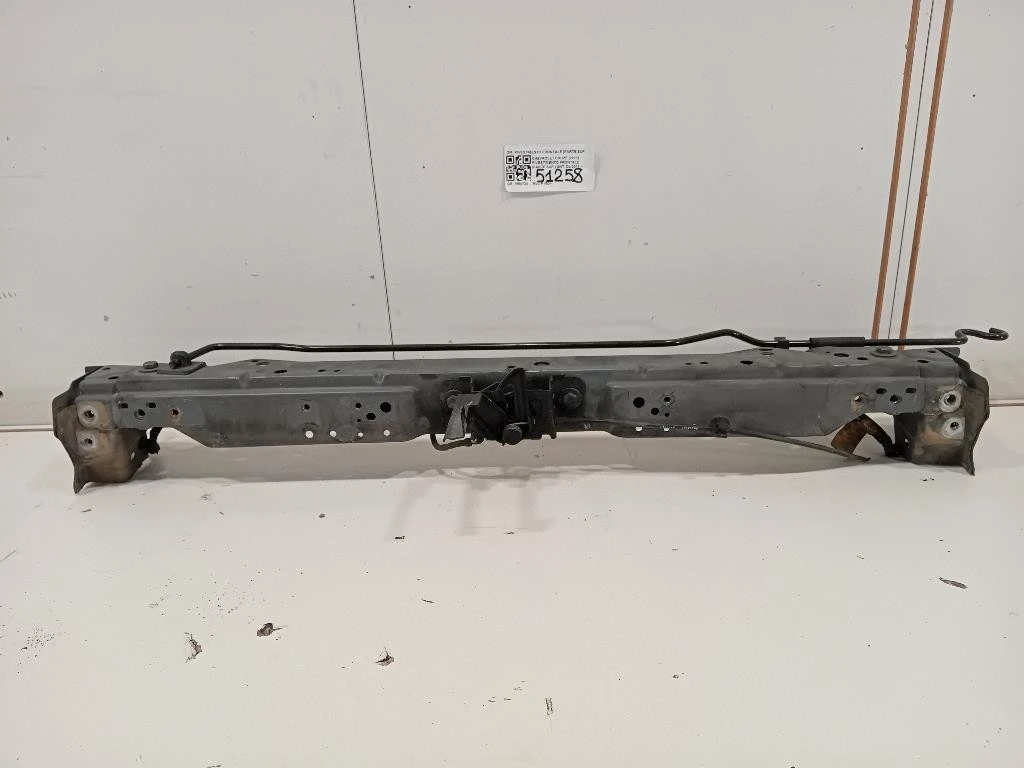 Rivestimento Frontale Parte SUP ANT RIVESTIMENTO FRONTALE PARTE SUP ANT Chevrolet Cruze 2011