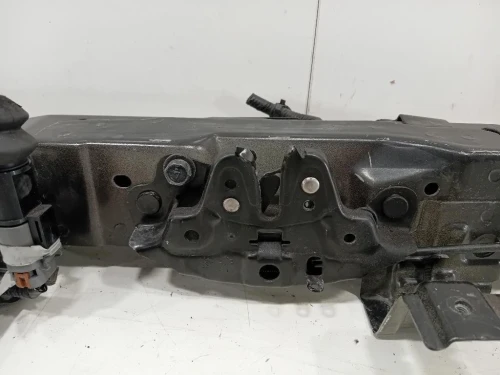 Rivestimento Frontale Parte SUP ANT Nissan Qashqai II 2017