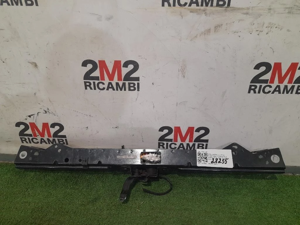 Rivestimento Frontale Parte SUP ANT 13367148 Opel Astra J 2012