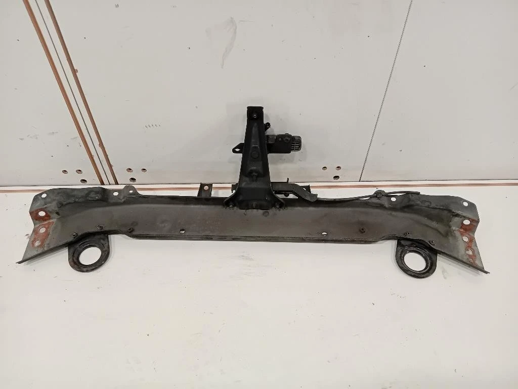 Rivestimento Frontale Parte SUP ANT RIVESTIMENTO FRONTALE PARTE SUP ANT Ssangyong Kyron 2005