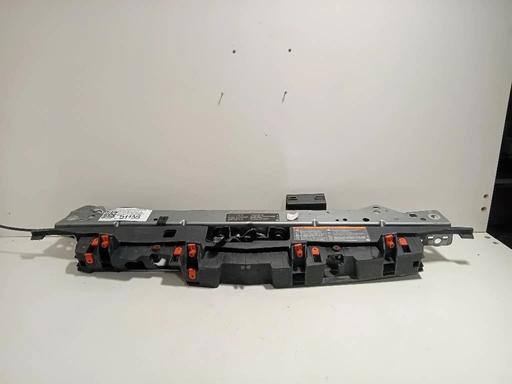 Rivestimento Frontale Parte SUP ANT RIVESTIMENTO FRONTALE PARTE SUP ANT Toyota RAV 4 III 2006