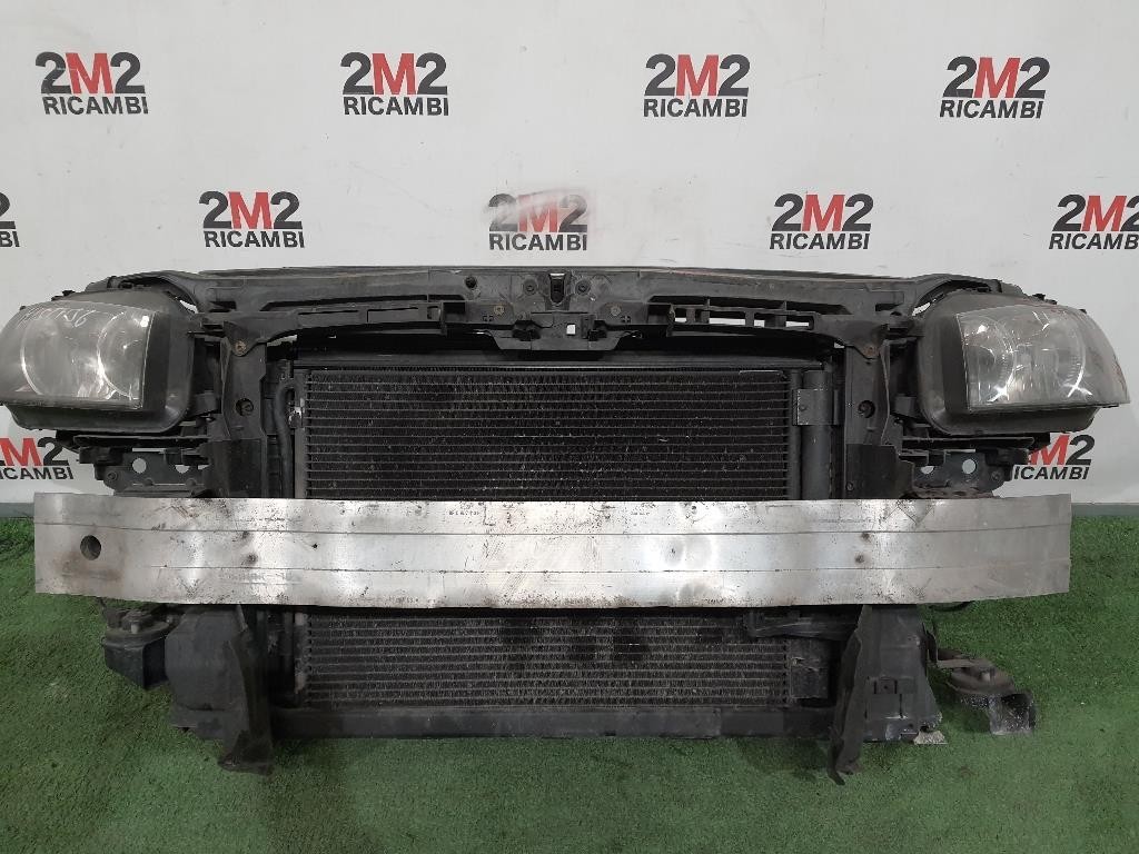 Rivestimento Frontale ANT Audi A3 8P1 2004