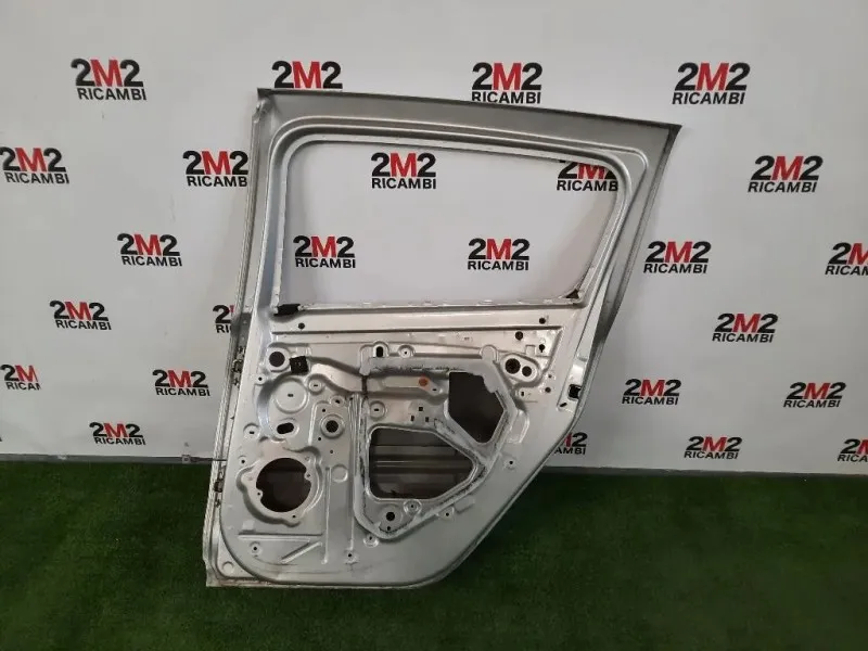 Porta POST DX 821002434R Dacia Sandero Stepway II 2016