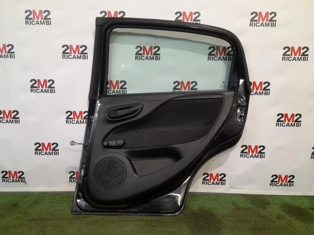 Porta POST DX  Fiat Grande Punto 2006
