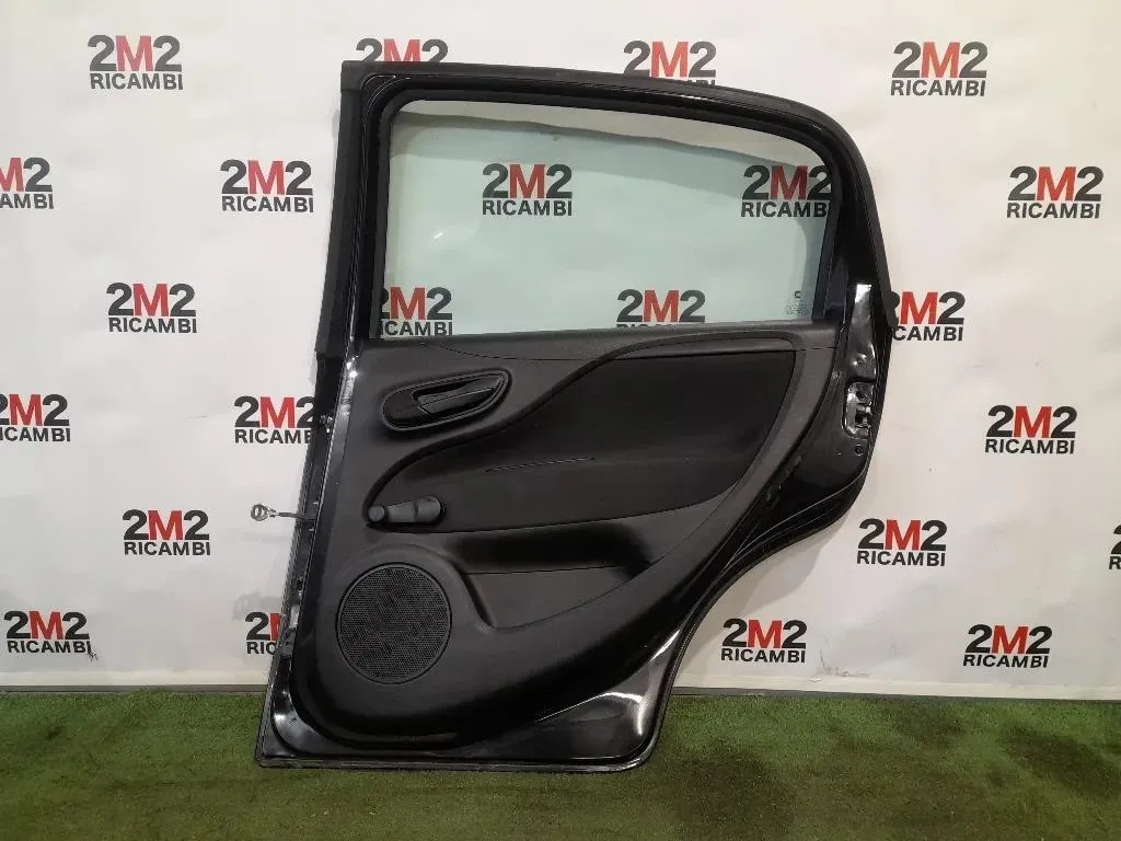 Porta POST DX Fiat Grande Punto 2006