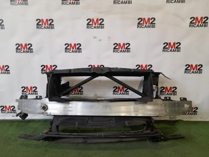 Rivestimento Frontale ANT 17428645861 Bmw Serie 2 F45 Active Tourer 2018