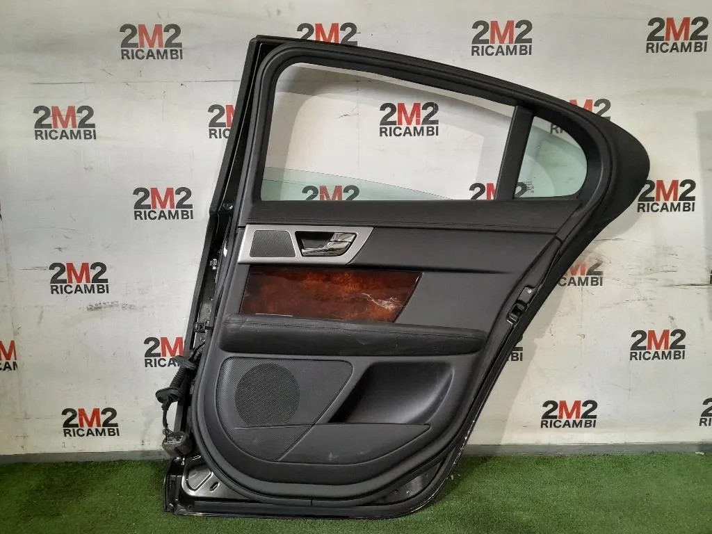 Porta POST DX C2Z2013 Jaguar XF I 2008