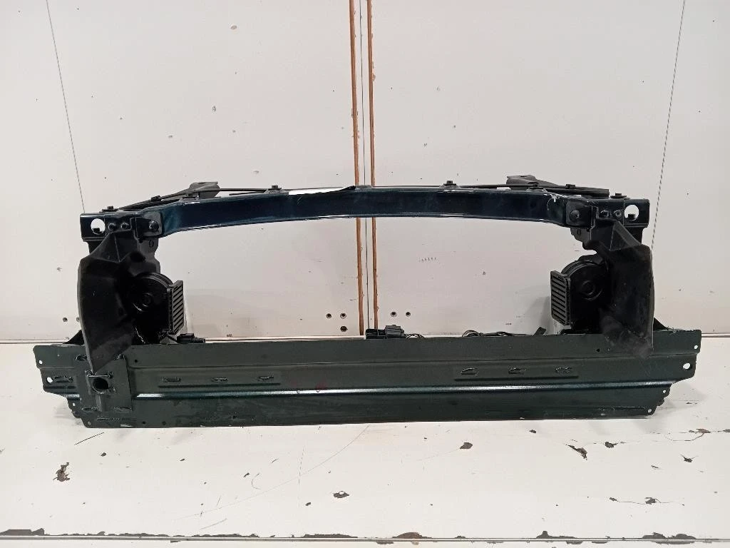 Rivestimento Frontale ANT GX73-17859-AD Jaguar XE 2015