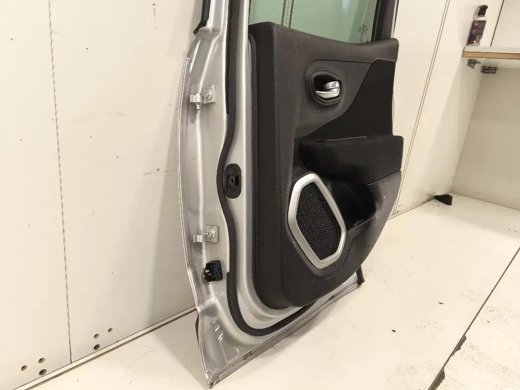 Porta POST DX  Jeep Renegade 2015