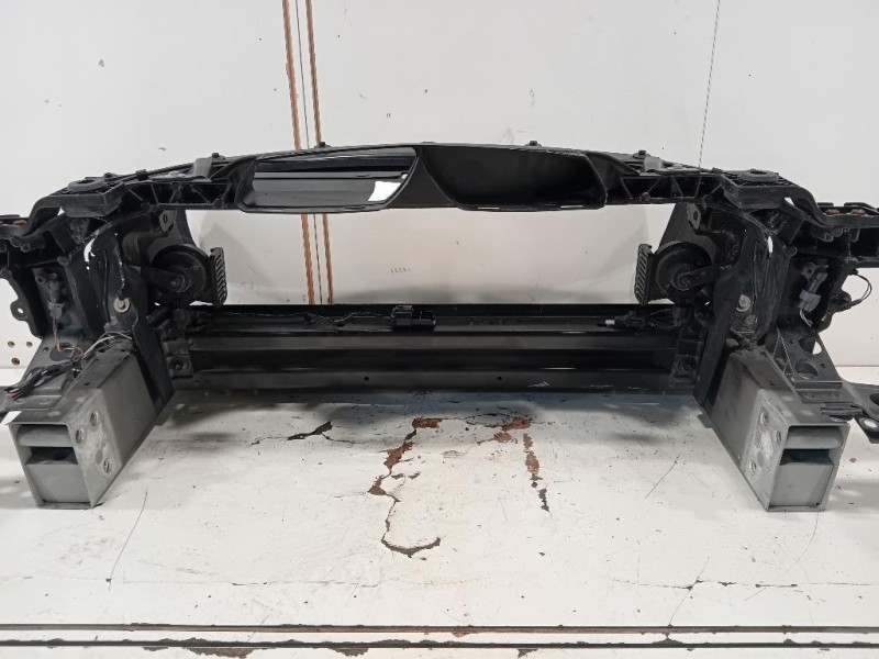 Rivestimento Frontale ANT GX73-13N079-A Jaguar XE 2015