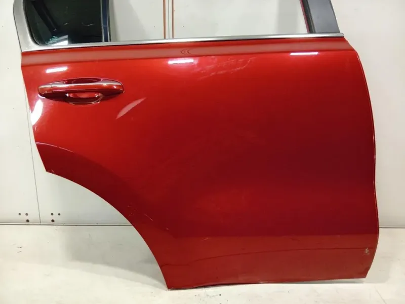 Porta POST DX 770043W010 Kia Sportage III 2010