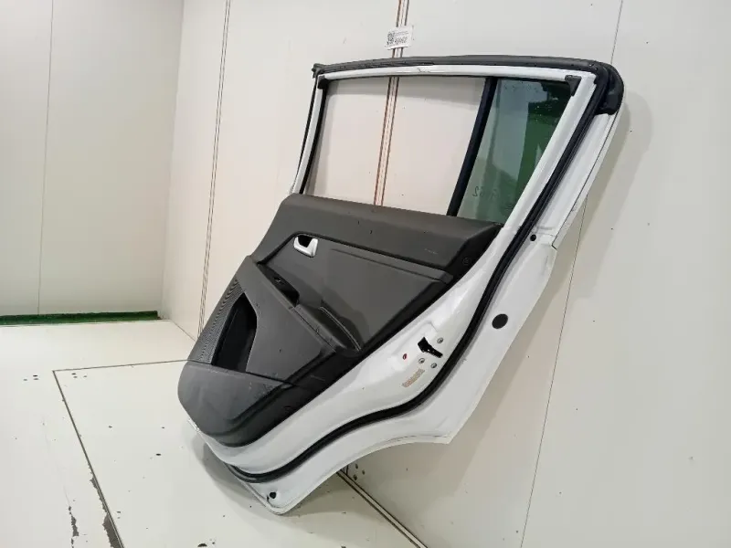 Porta POST DX 770043W010 Kia Sportage III 2010