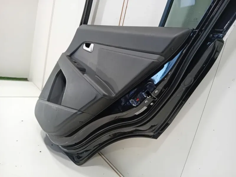 Porta POST DX 77004D9000 Kia Sportage III 2010